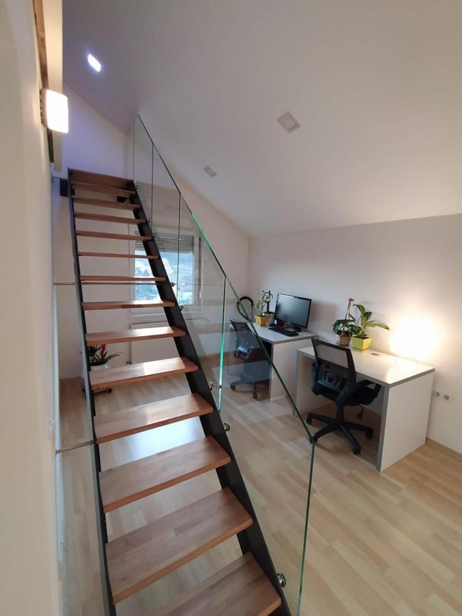 サラエヴォ Oasis Of Peace Modern Houseヴィラ エクステリア 写真