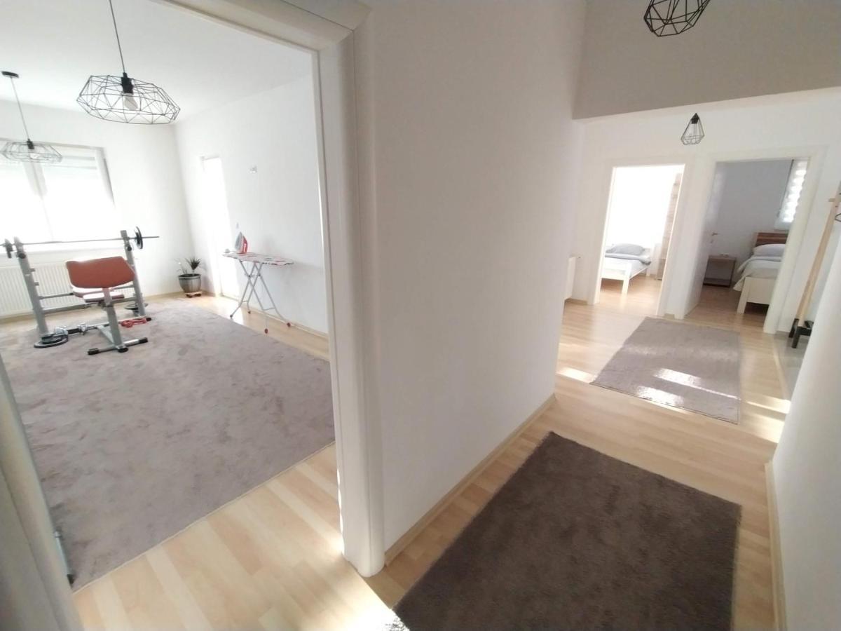 サラエヴォ Oasis Of Peace Modern Houseヴィラ エクステリア 写真