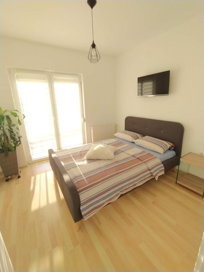サラエヴォ Oasis Of Peace Modern Houseヴィラ エクステリア 写真