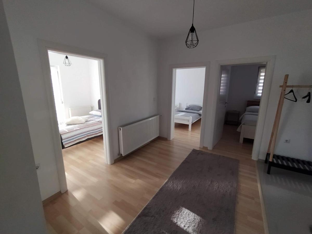 サラエヴォ Oasis Of Peace Modern Houseヴィラ エクステリア 写真
