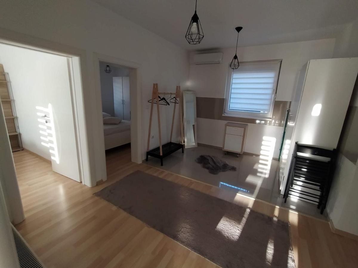 サラエヴォ Oasis Of Peace Modern Houseヴィラ エクステリア 写真